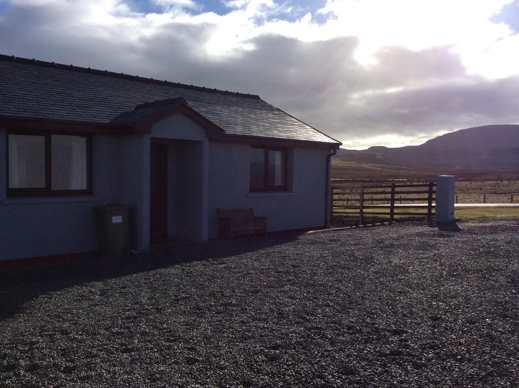 Buaile Nan Carn Villa Kilmuir  Exterior photo